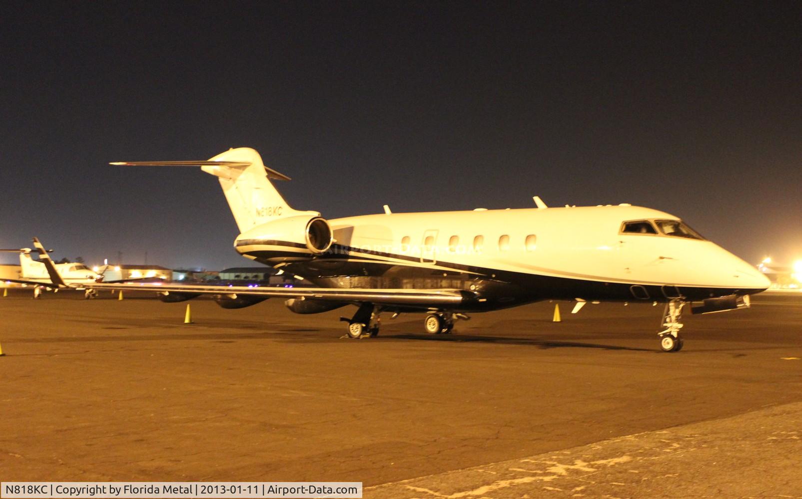 N818KC, 2005 Bombardier Challenger 300 (BD-100-1A10) C/N 20043, Challenger 300