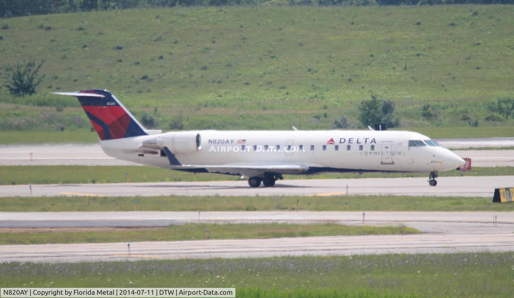 N820AY, 2005 Bombardier CRJ-200LR (CL-600-2B19) C/N 8020, Delta Connection CRJ-200