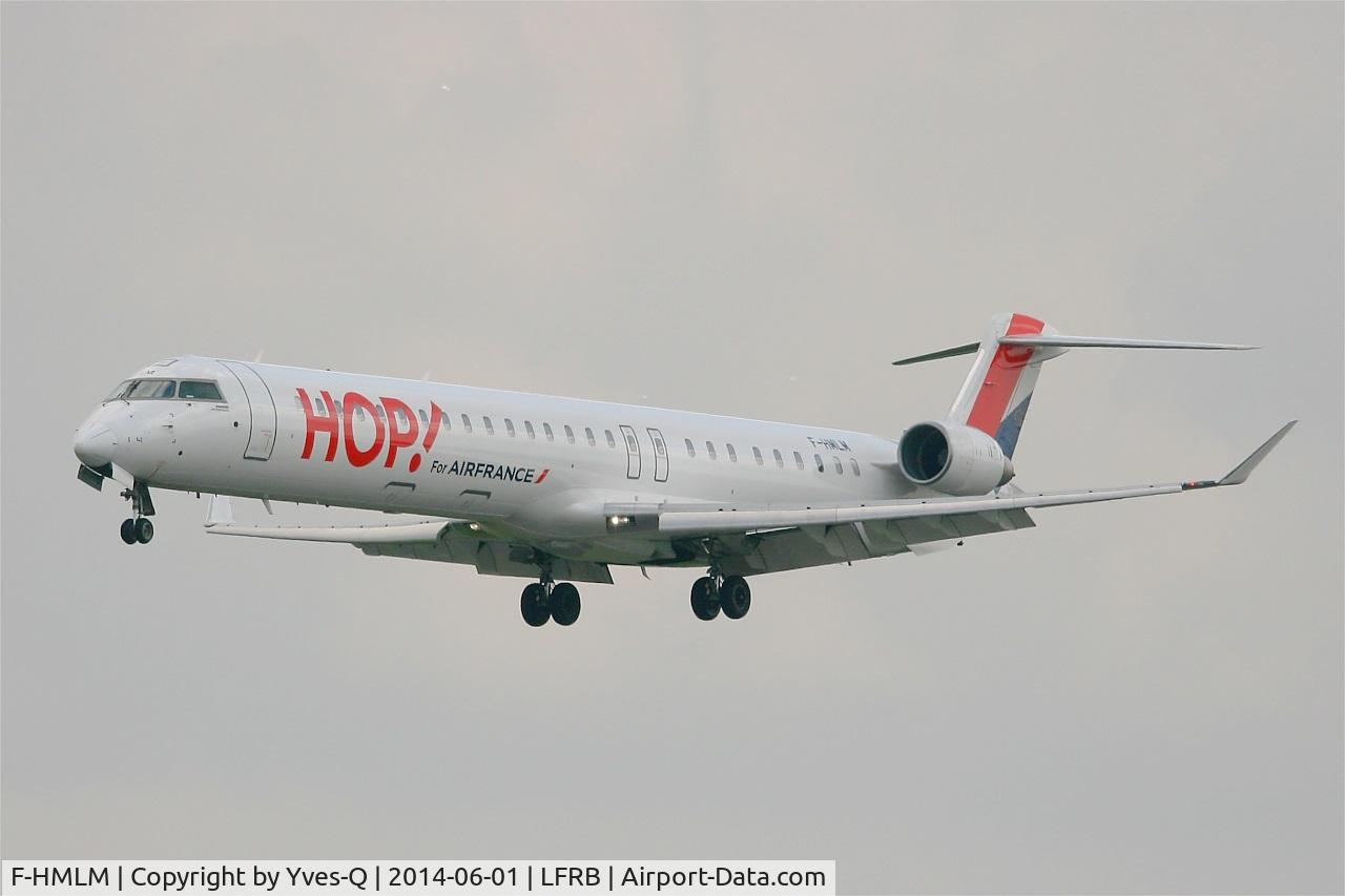 F-HMLM, 2012 Bombardier CRJ-1000EL NG (CL-600-2E25) C/N 19023, Canadair Regional Jet CRJ-1000, Short approach rwy 25L, Brest-Bretagne Airport (LFRB-BES)