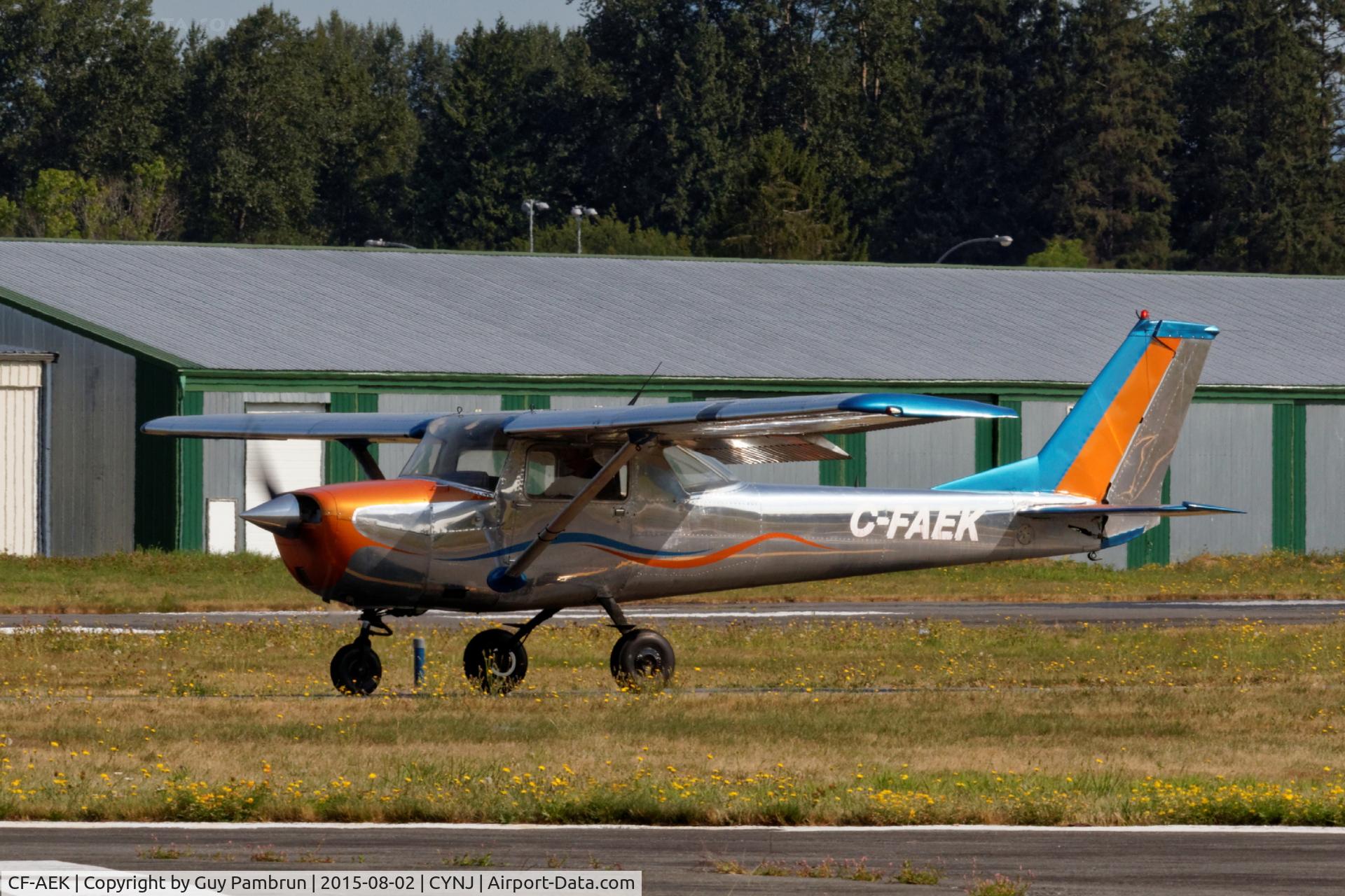 CF-AEK, 1969 Cessna 150K C/N 15071632, Waiting his turn