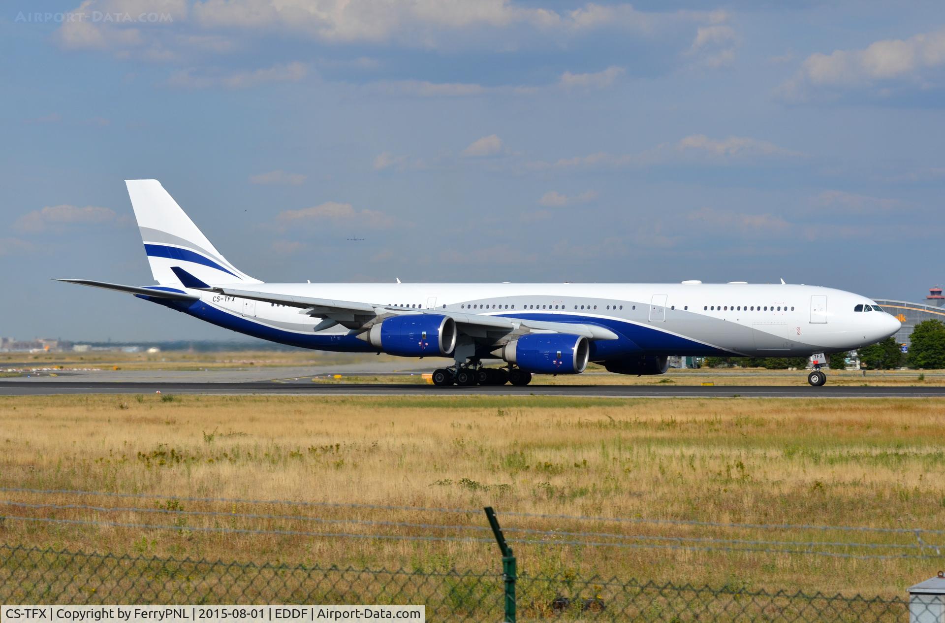 CS-TFX, 2008 Airbus A340-541 C/N 912, Hi Fly A345 speeding down the runway in FRA.