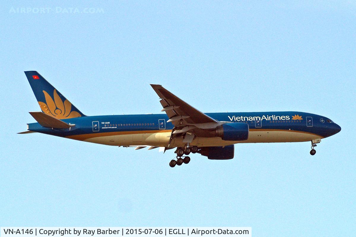 VN-A146, 2004 Boeing 777-26KER C/N 33504, Boeing 777-26KER [33505] (Vietnam Airlines) Home~G 06/07/2015. On approach 27L.