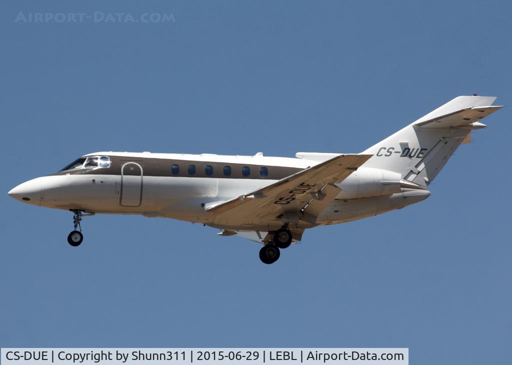 CS-DUE, 2008 Hawker Beechcraft 750 C/N HB-11, Landing rwy 25R