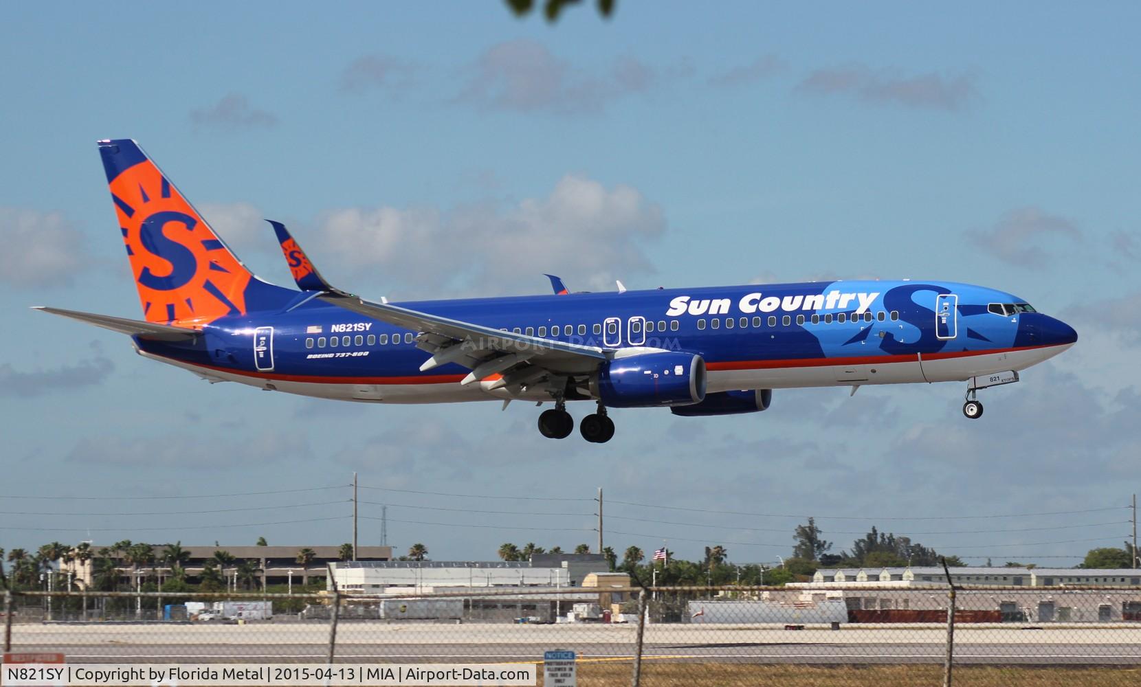 N821SY, 2014 Boeing 737-8FH C/N 39952, Sun Country