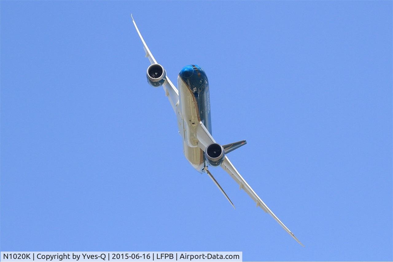 N1020K, 2015 Boeing 787-9 Dreamliner C/N 35151, Vietnam Airlines Boeing 787-9 Dreamliner, on display, Paris-Le Bourget (LFPB-LBG) Air show 2015