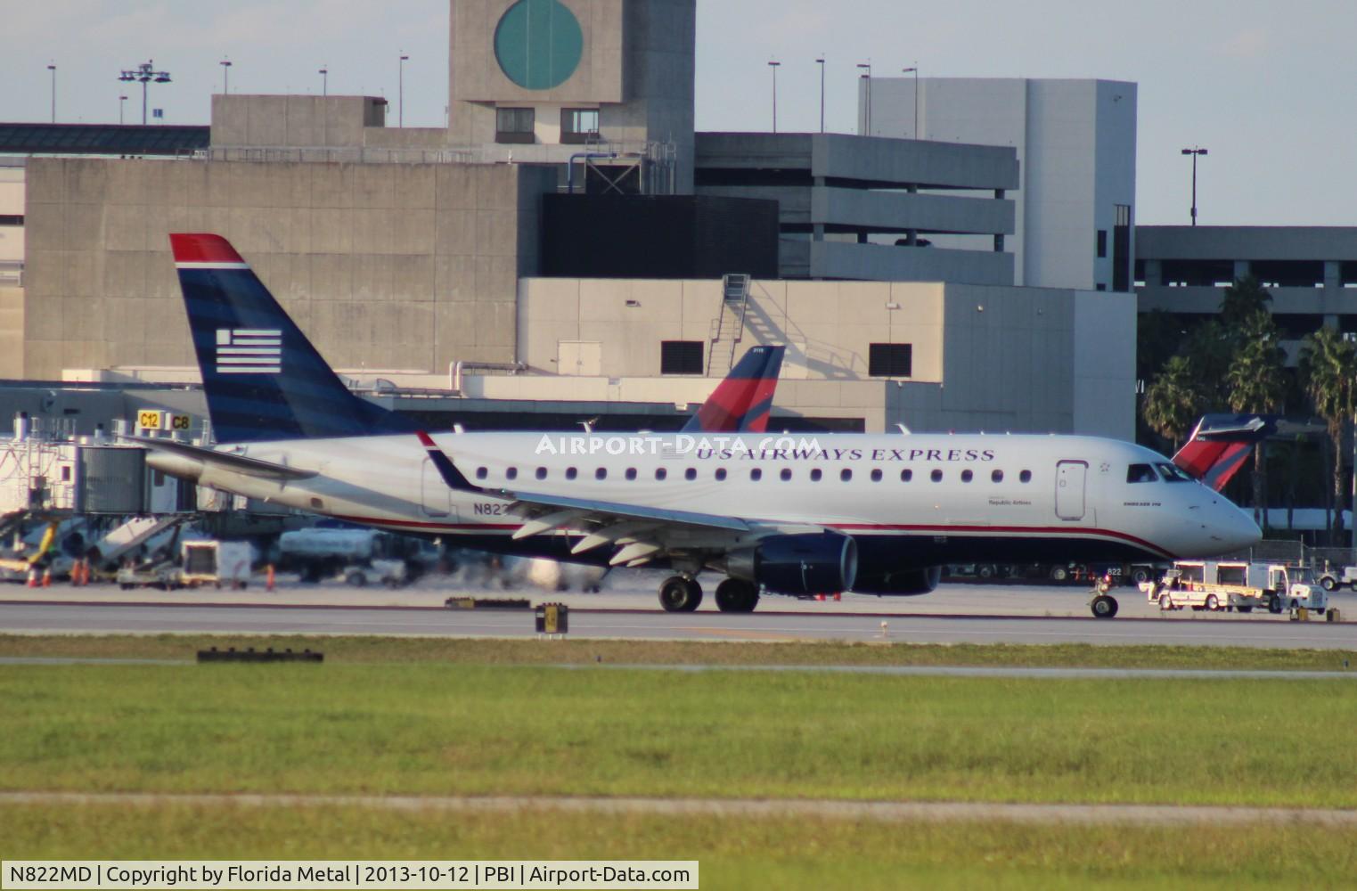 N822MD, 2004 Embraer 170SU (ERJ-170-100SU) C/N 17000043, USAirways