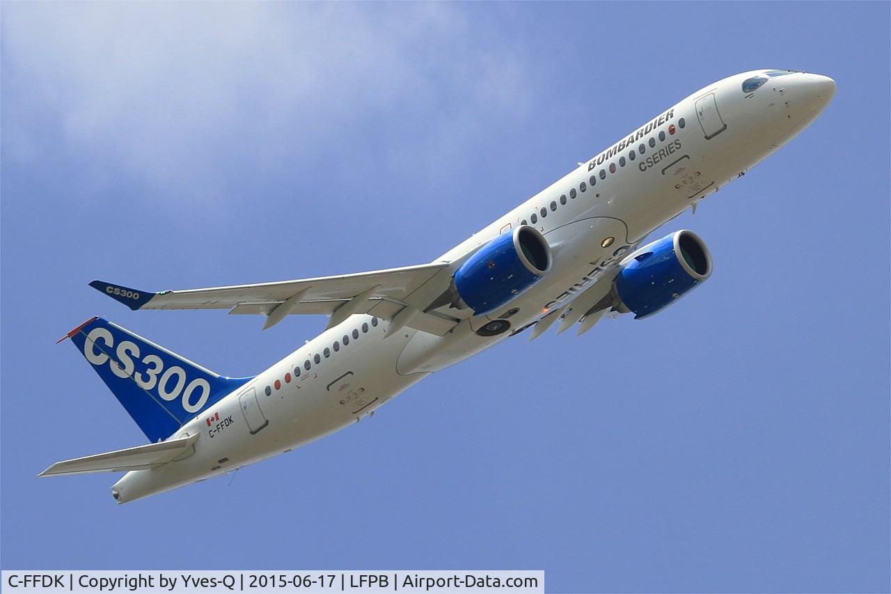 C-FFDK, 2014 Bombardier CSeries CS300 (BD-500-1A11) C/N 55001, Bombardier BD-500-1A11 CSeries CS300, on display, Paris-Le Bourget (LFPB-LBG) Air show 2015