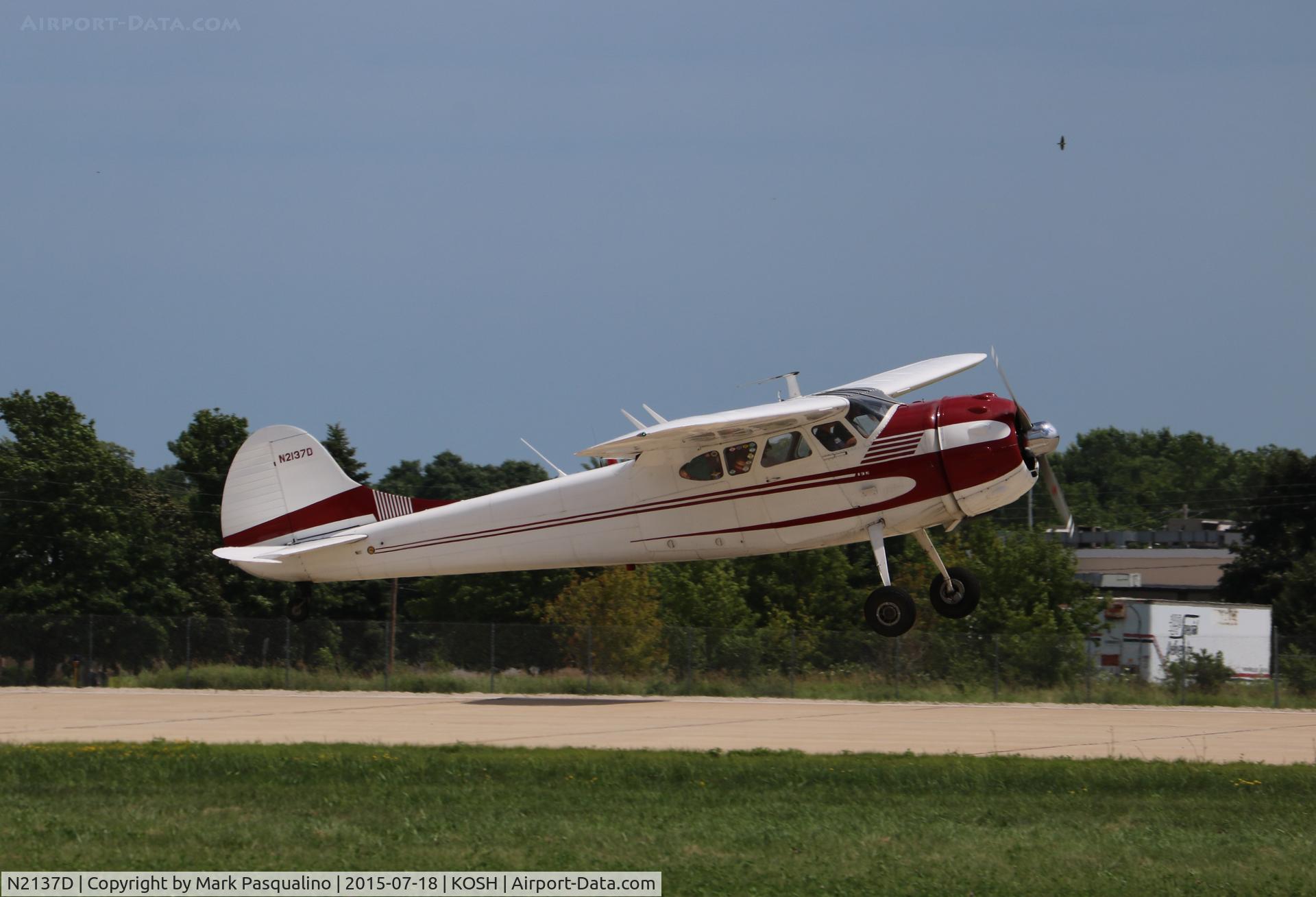 N2137D, 1952 Cessna 195B Businessliner C/N 7905, Cessna 195B