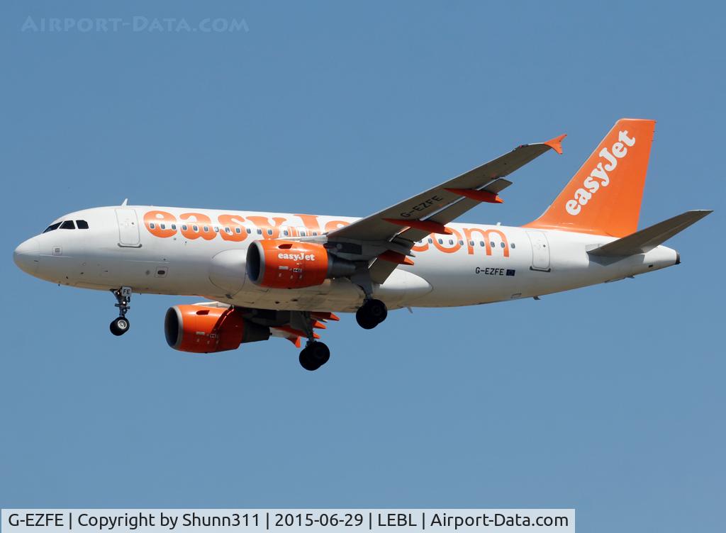 G-EZFE, 2009 Airbus A319-111 C/N 3824, Landing rwy 25R
