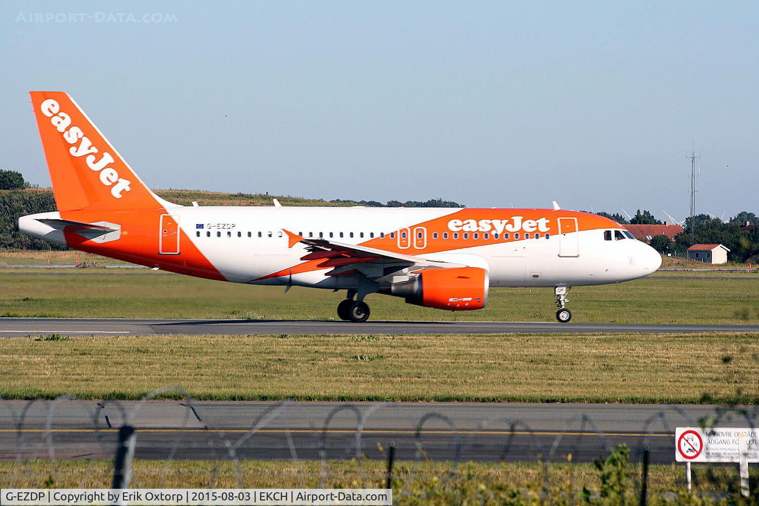 G-EZDP, 2008 Airbus A319-111 C/N 3675, G-EZDP taking off rw 22R