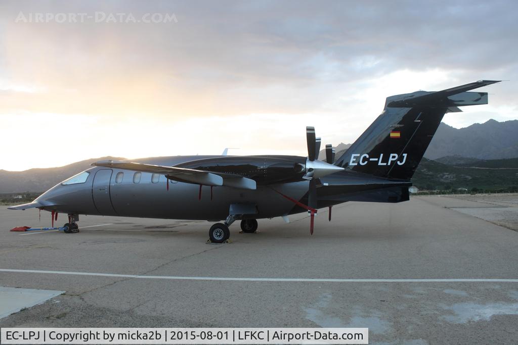 EC-LPJ, 2011 Piaggio P-180 Avanti II C/N 1223, Parked