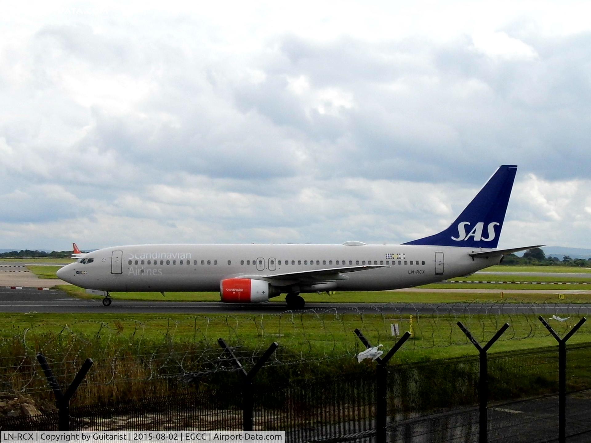 LN-RCX, 2000 Boeing 737-883 C/N 30196, At Manchester