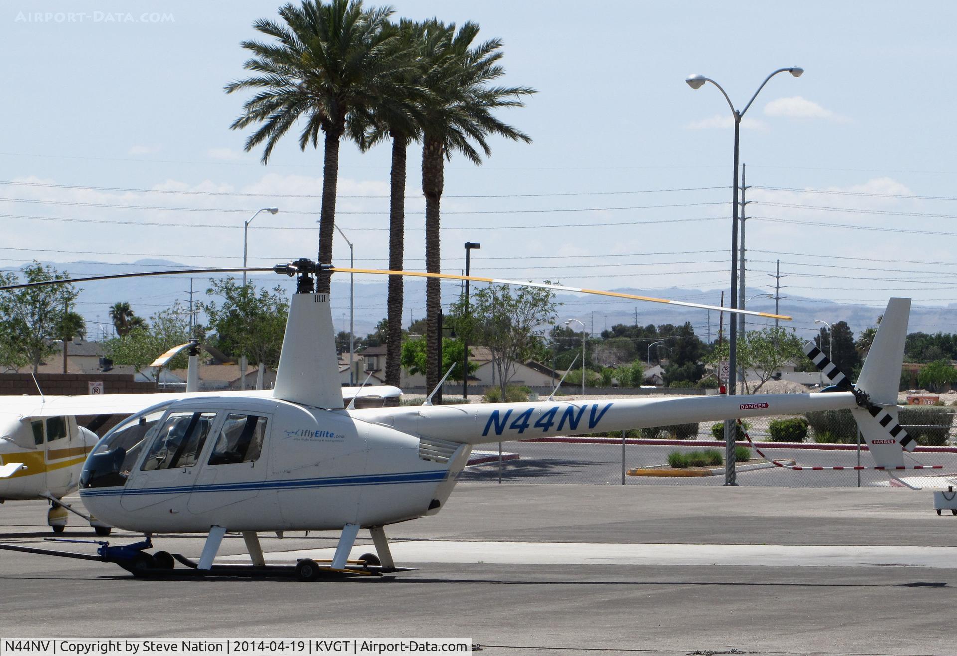 N44NV, 2007 Robinson R44 II C/N 11800, Locally-based Robinson R44 @ North Las Vegas Airport, NV