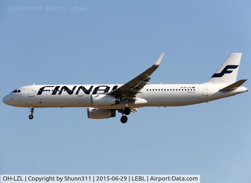 OH-LZL, 2014 Airbus A321-231 C/N 6083, Landing rwy 25R