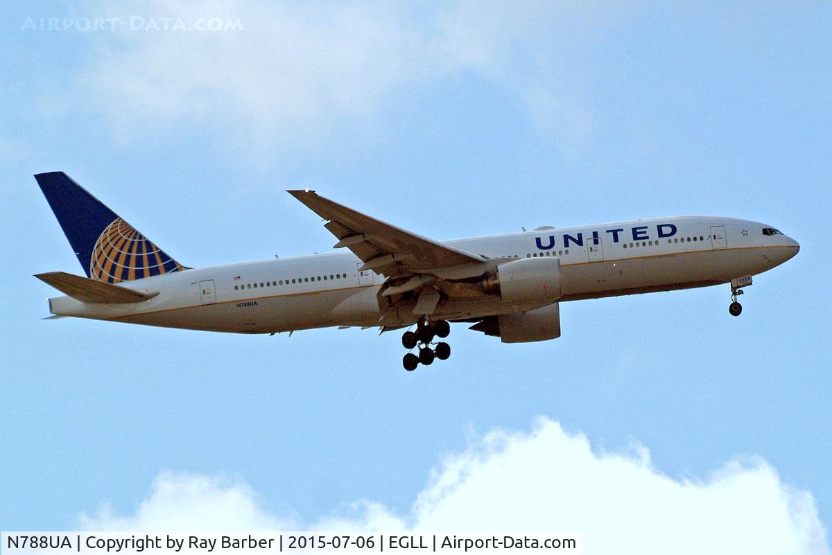 N788UA, 1997 Boeing 777-222 C/N 26942, Boeing 777-222ER [26942] (United Airlines) Home~G 06/07/2015. On approach 27L.