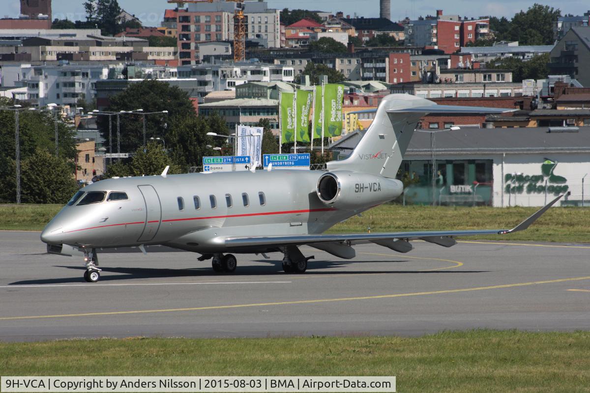 9H-VCA, 2014 Bombardier Challenger 350 (BD-100-1A10) C/N 20513, Lining up runway 30.