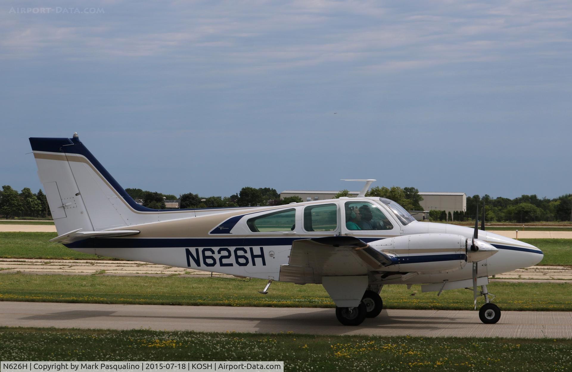 N626H, 1966 Beech 95-B55 (T42A) Baron C/N TC-980, Beech B55