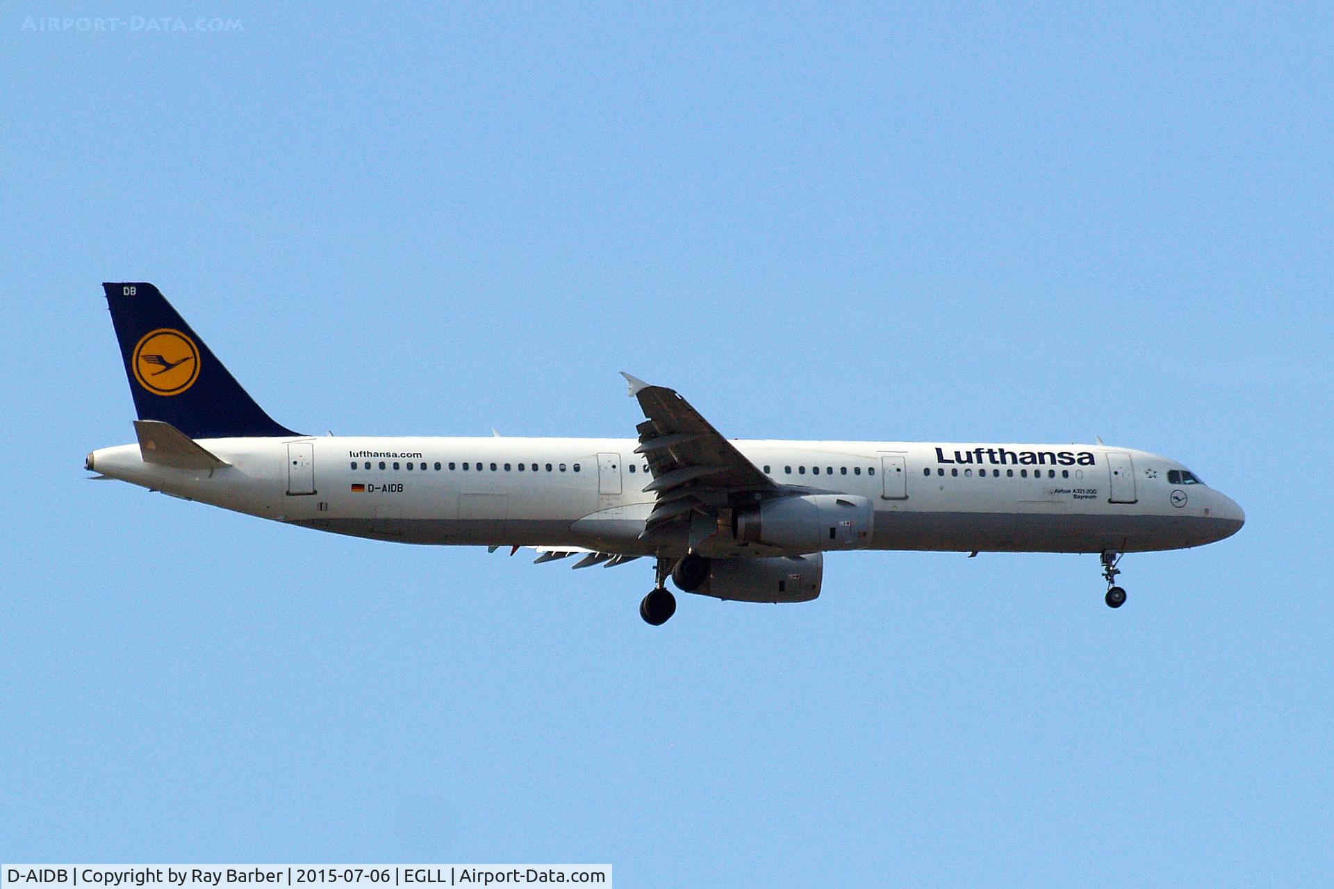D-AIDB, 2010 Airbus A321-231 C/N 4545, Airbus A321-231 [4545] (Lufthansa) Home~G 06/07/2015. On approach 27L.