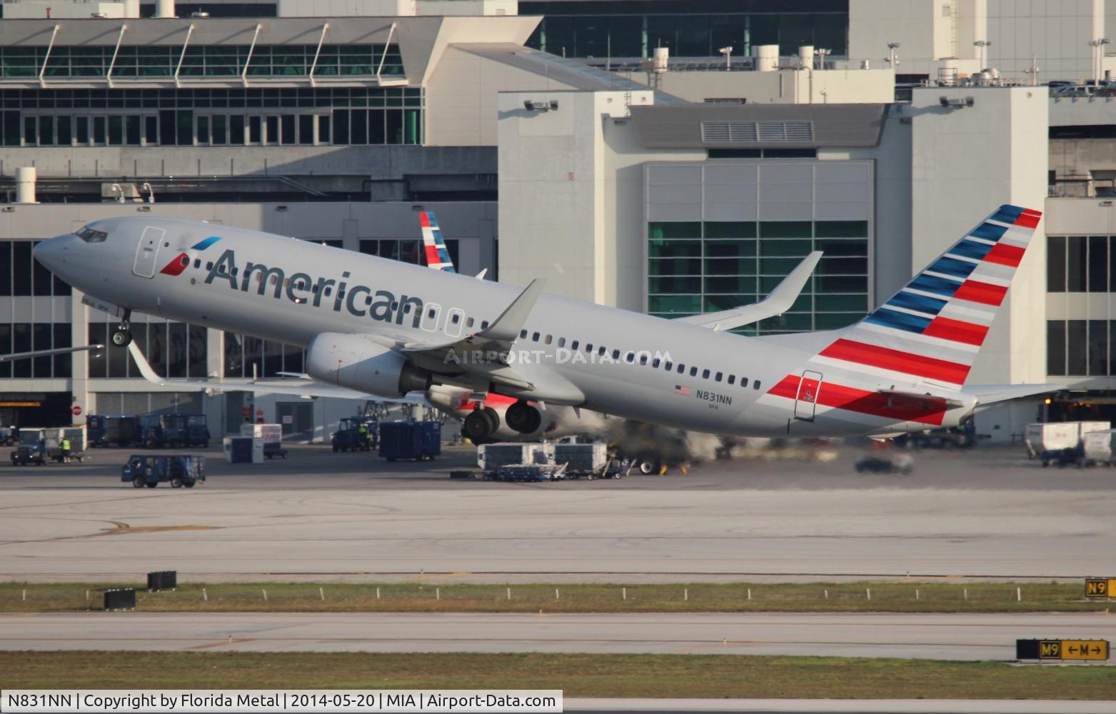N831NN, 2010 Boeing 737-823 C/N 33211, American
