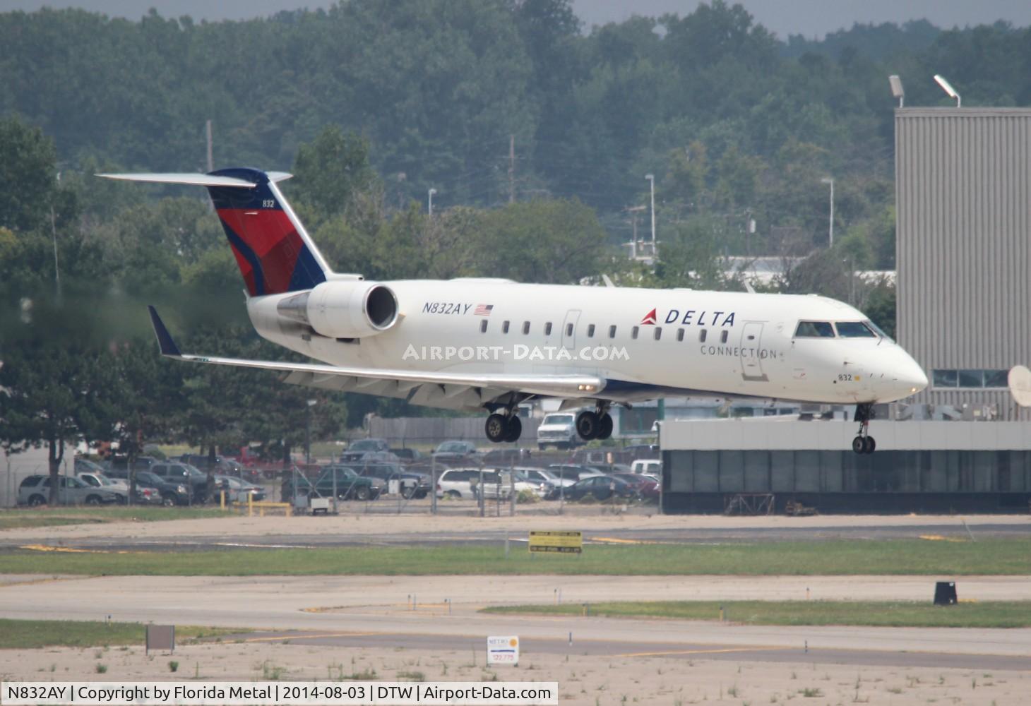 N832AY, 2005 Bombardier CRJ-200ER (CL-600-2B19) C/N 8032, Delta Connection