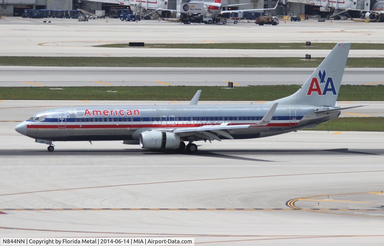N844NN, 2010 Boeing 737-823 C/N 33212, American
