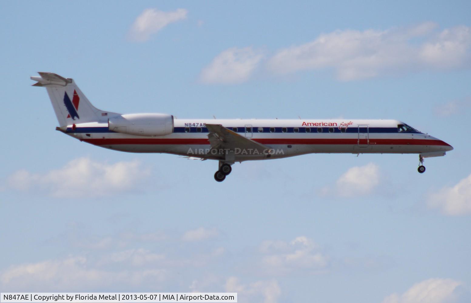 N847AE, 2003 Embraer ERJ-140LR (EMB-135KL) C/N 145707, Eagle