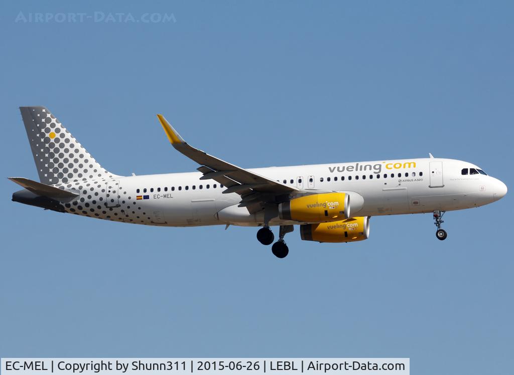 EC-MEL, 2015 Airbus A320-232 C/N 6450, Landing rwy 25R