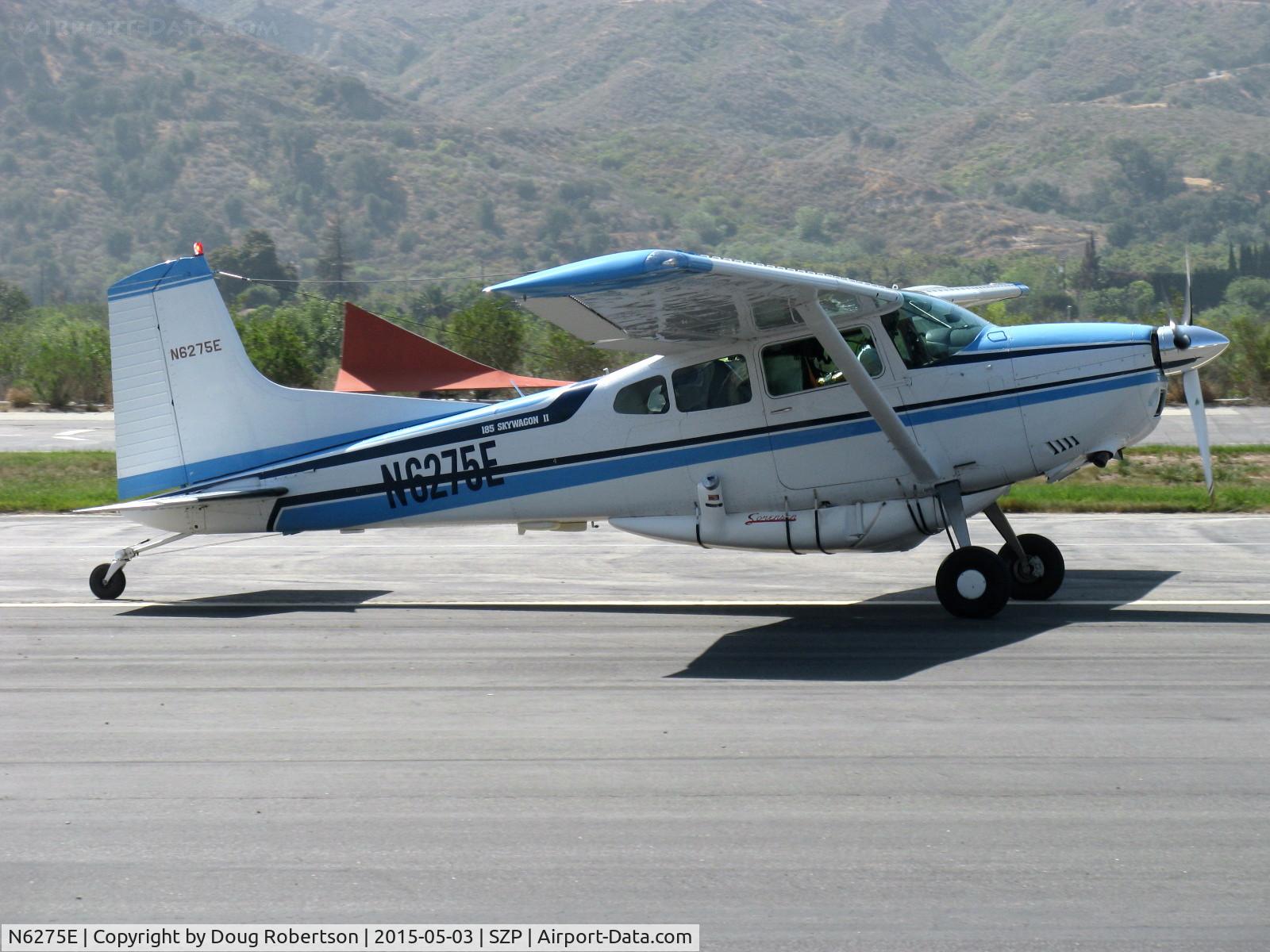 N6275E, 1980 Cessna A185F Skywagon 185 C/N 18504017, 1980 Cessna A185F SKYWAGON II, Continental IO-520-D 300 Hp, Sorensen Auxiliary belly tank, Note additional large N numbers on fuselage required for operation outside United States of America, taxi off 22