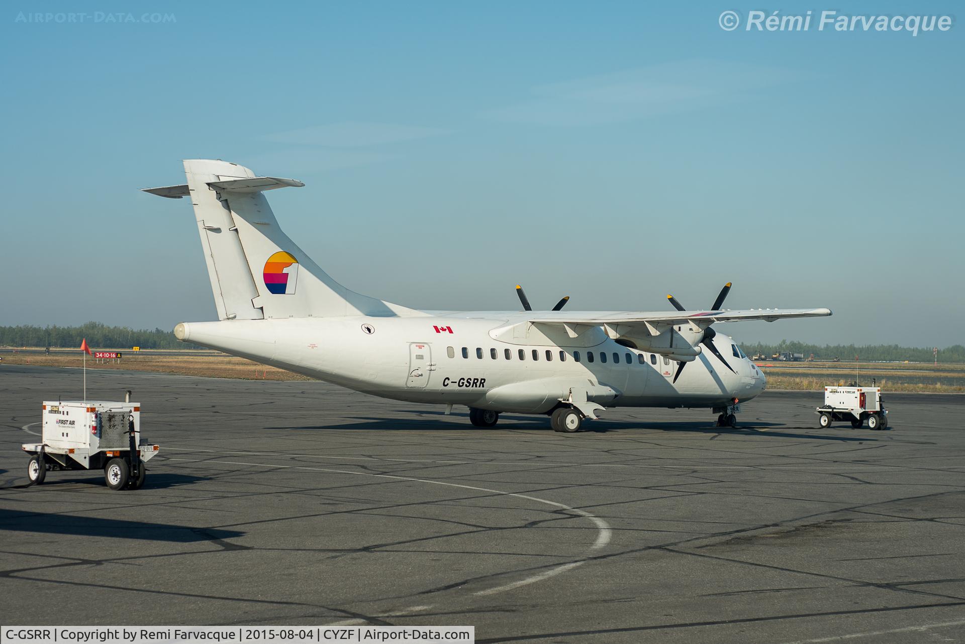C-GSRR, 1989 ATR 42-312 C/N 125, Awaiting passengers @ about 0915h
