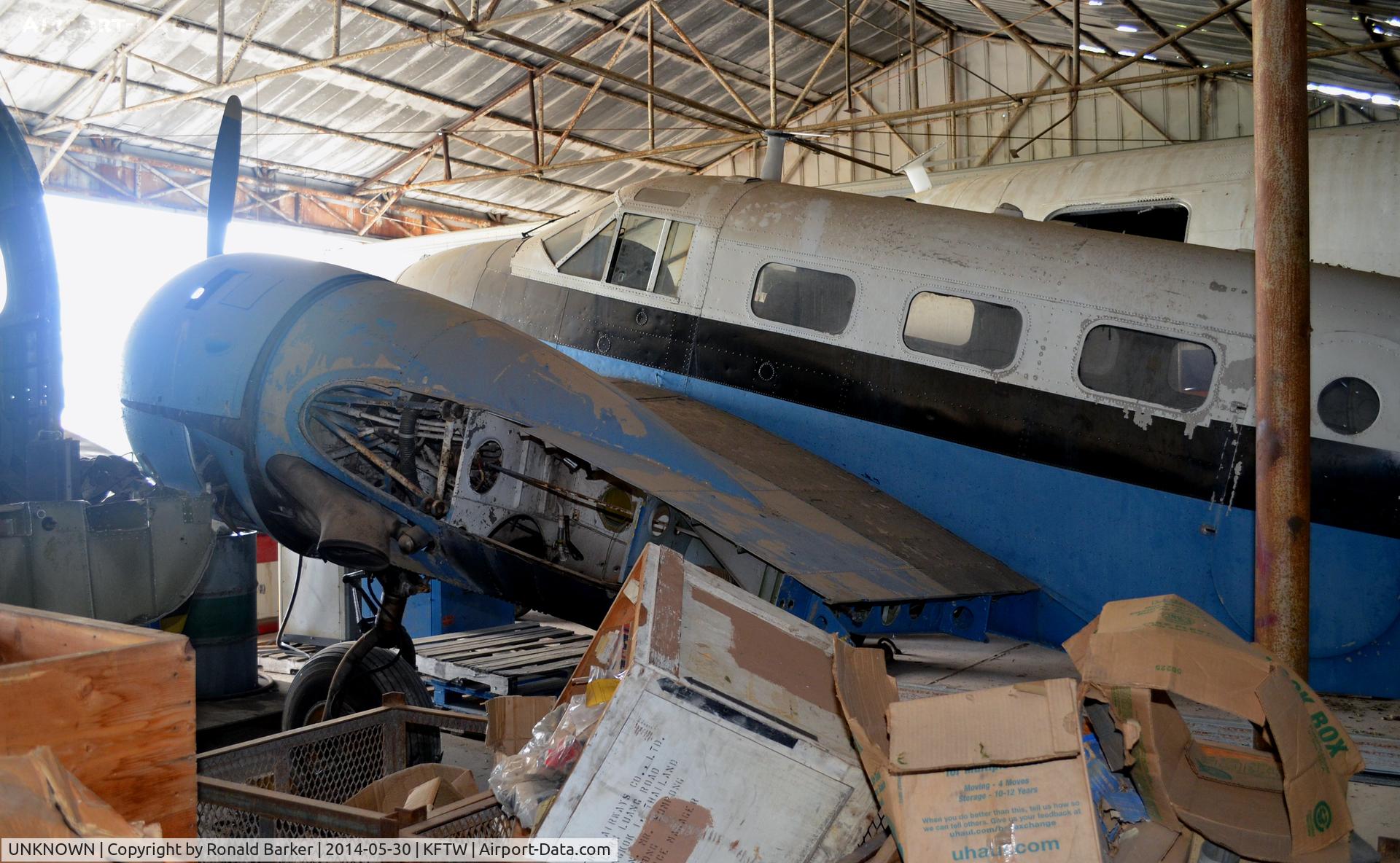 UNKNOWN, Miscellaneous Various C/N unknown, Twin blue aircraft at Vintage Flight Museum