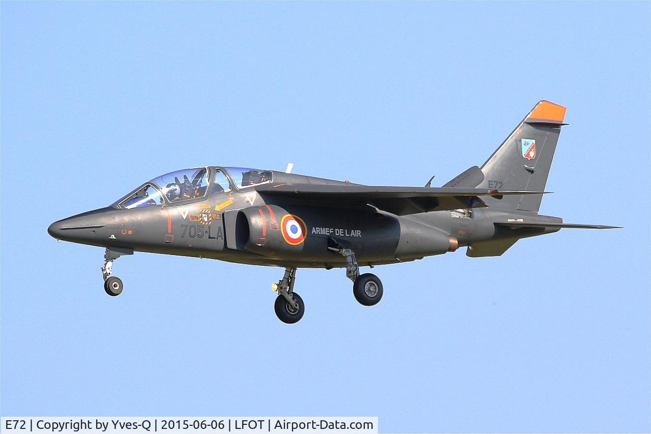 E72, Dassault-Dornier Alpha Jet E C/N E72, Dassault-Dornier Alpha Jet E (705-LA), Short approach rwy 02, Tours Air Base 705 (LFOT-TUF) Air show 2015