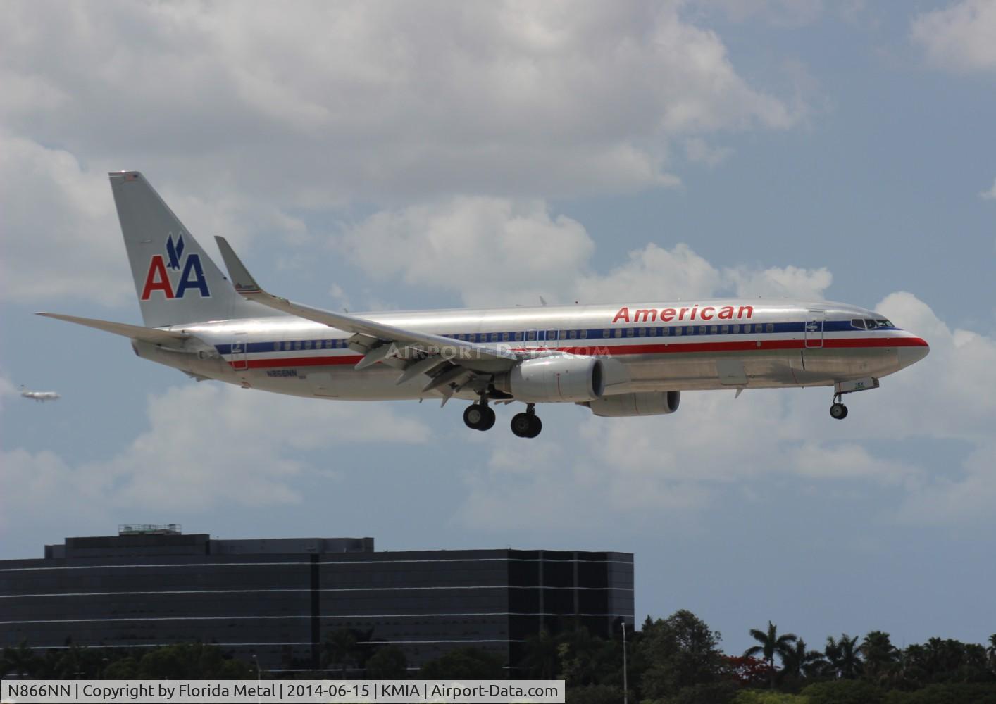 N866NN, 2010 Boeing 737-823 C/N 40584, American