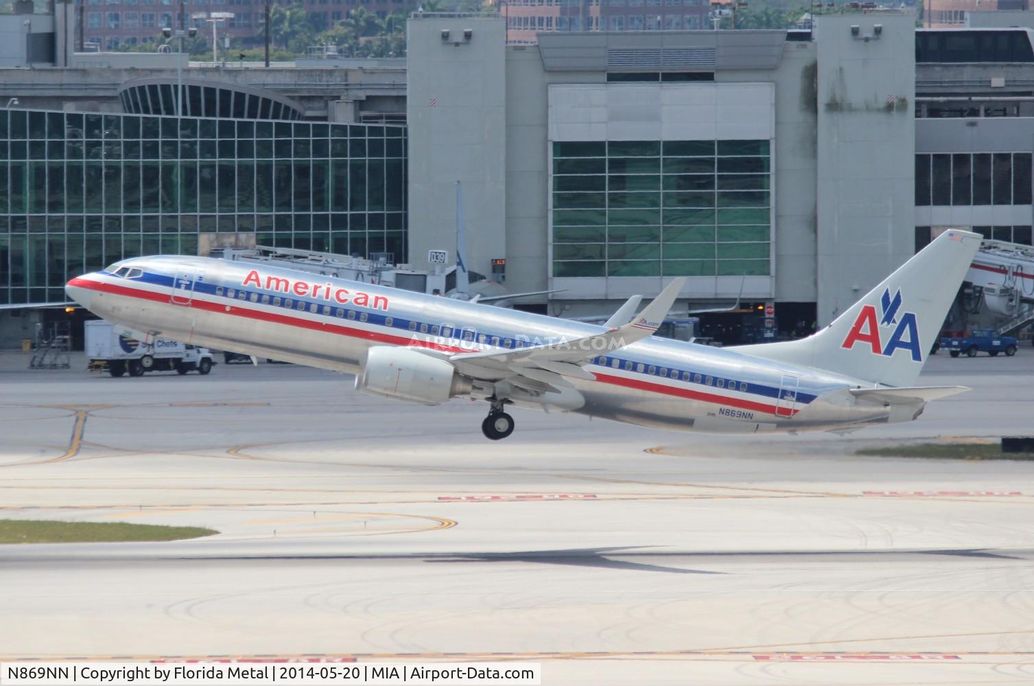 N869NN, 2011 Boeing 737-823 C/N 40764, American