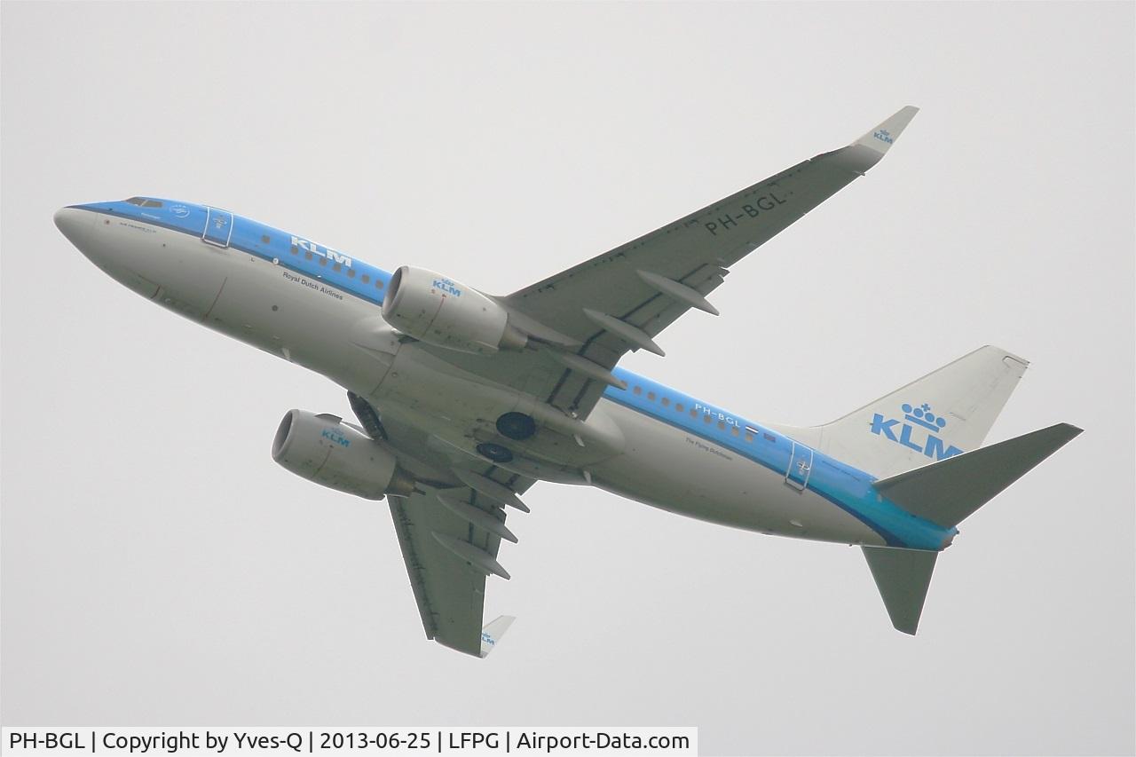PH-BGL, 2010 Boeing 737-7K2 C/N 30369, Boeing 737-7K2, Take off rwy 27L, Roissy Charles De Gaulle airport (LFPG-CDG)