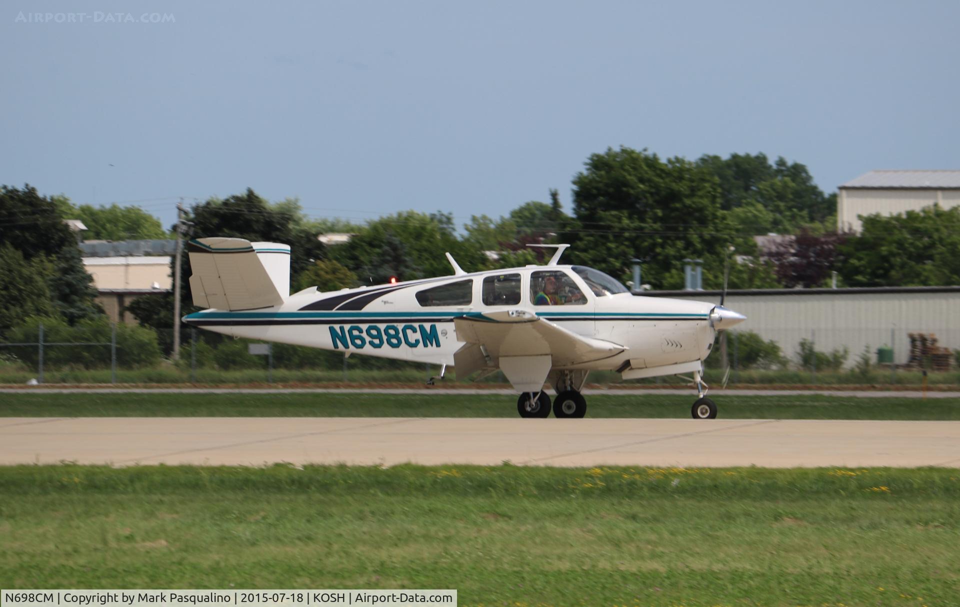 N698CM, 1967 Beech V35 Bonanza C/N D-8563, Beech V35