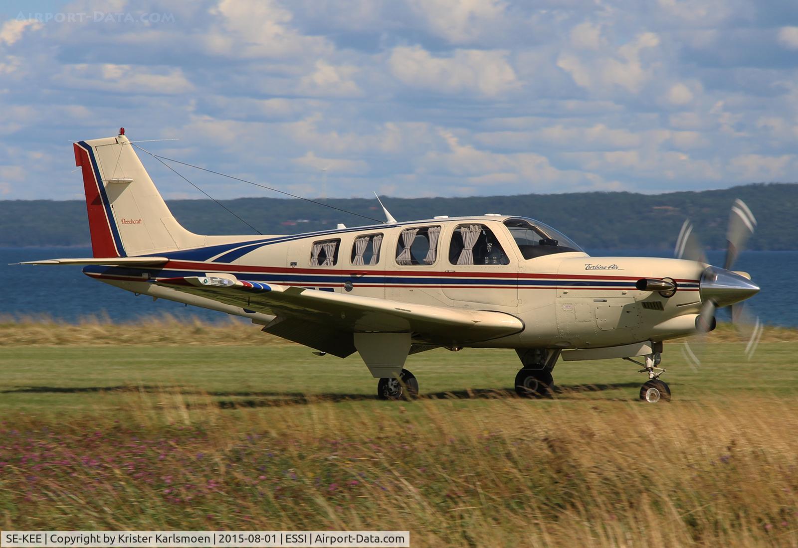 SE-KEE, 1988 Beech B36TC Bonanza C/N EA-484, Visngsö Fly In 2015.