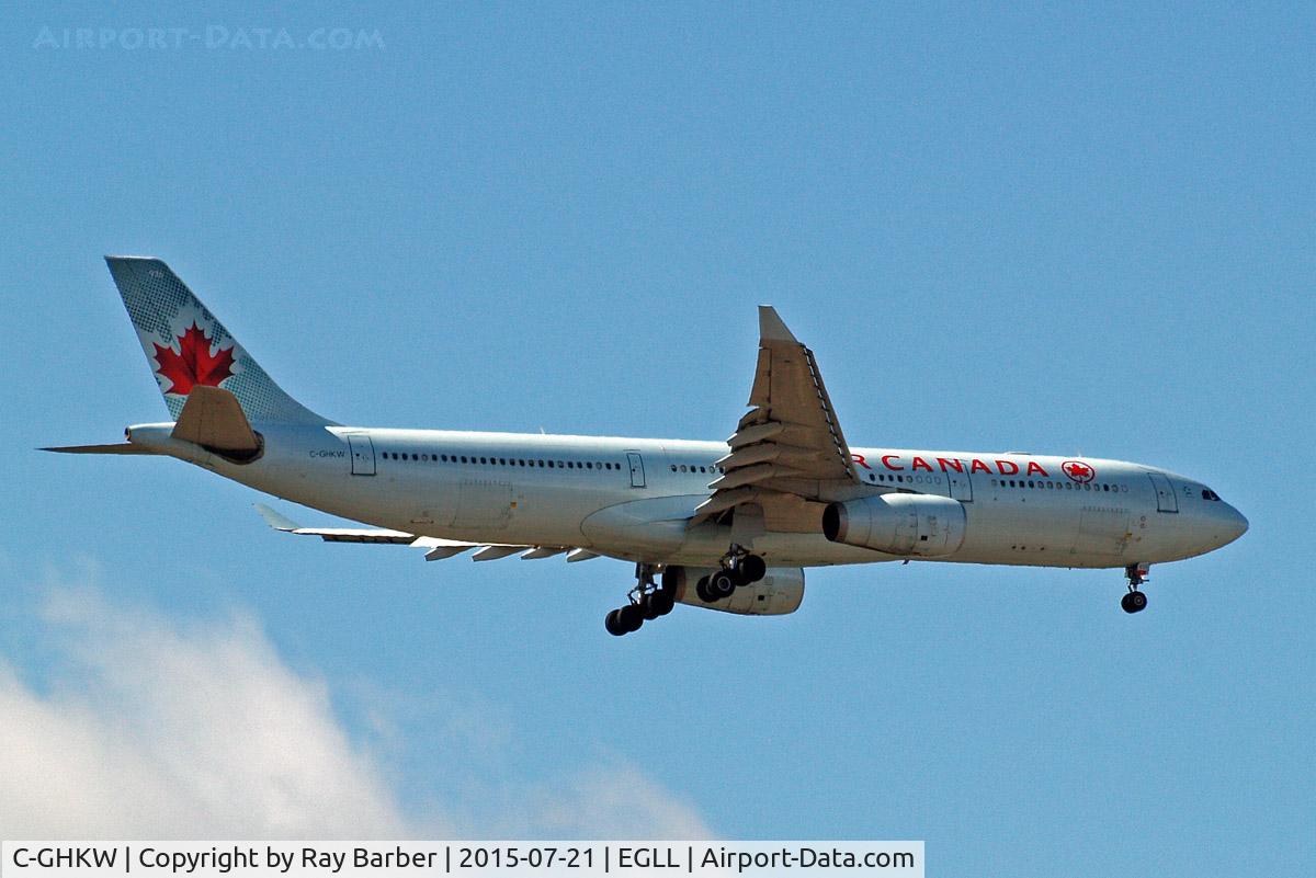 C-GHKW, 2001 Airbus A330-343 C/N 0408, Airbus A330-343X [408] (Air Canada) Home~G 21/07/2015. On approach 27L.