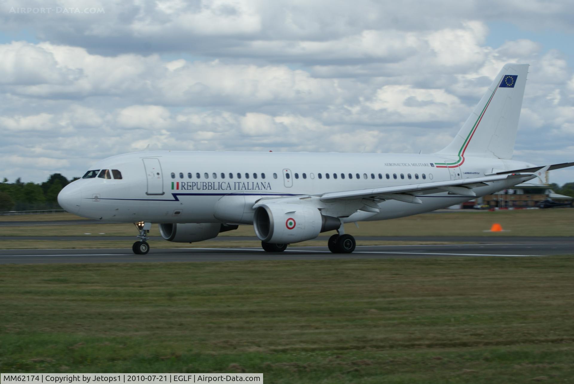 MM62174, 2000 Airbus ACJ319 (A319-115/CJ) C/N 1157, Departing Fboro for flight display