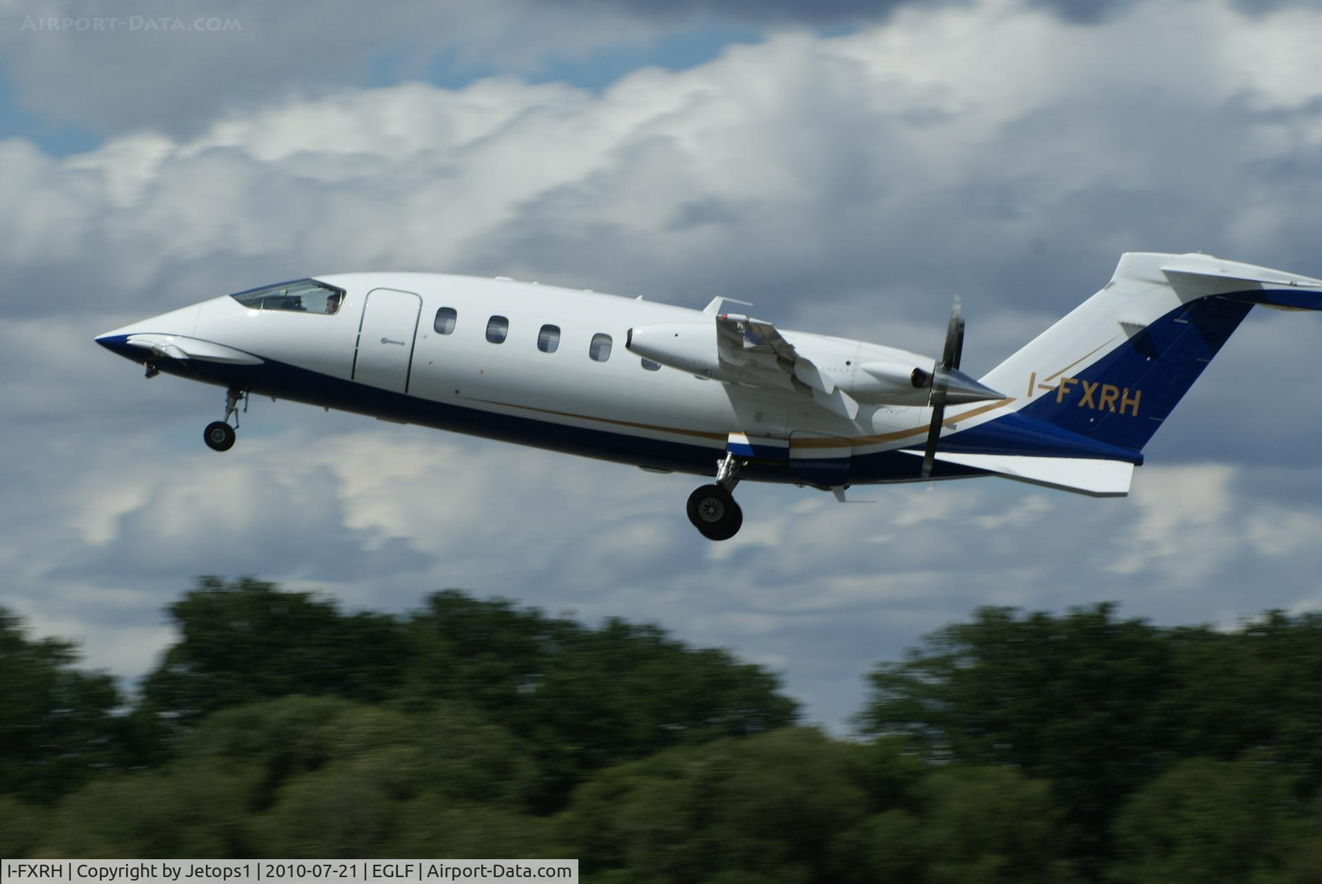 I-FXRH, 2009 Piaggio P-180 Avanti II C/N 1177, Departing Fboro
