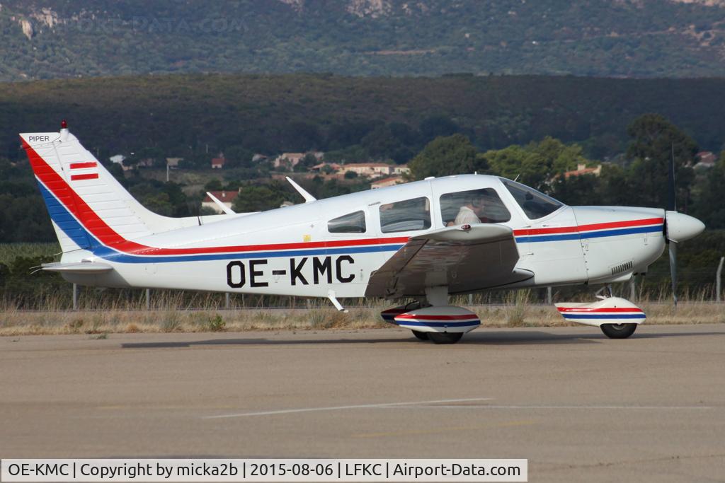 OE-KMC, Piper PA-28-181 C/N 28-7790368, Taxiing