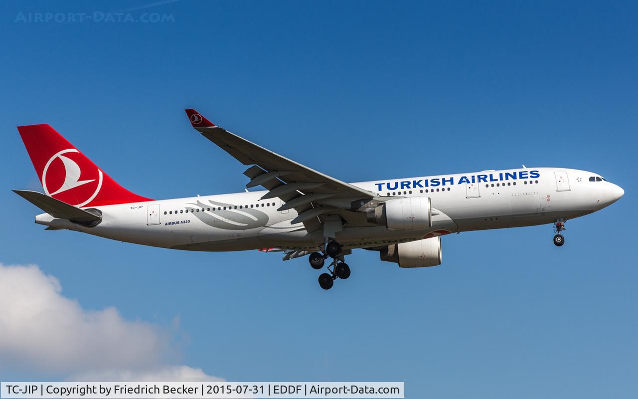 TC-JIP, 2007 Airbus A330-223 C/N 876, on final RW07R