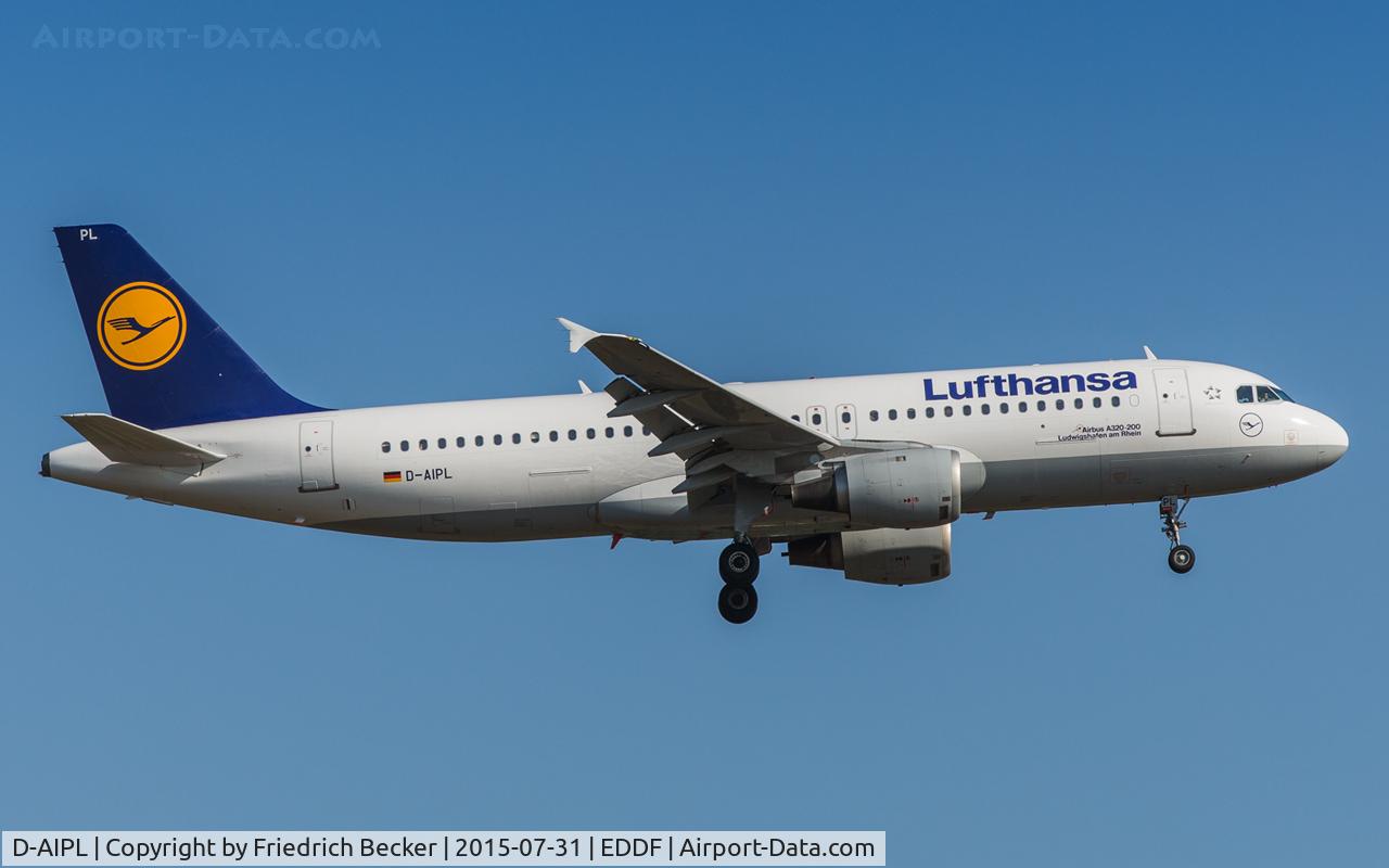 D-AIPL, 1989 Airbus A320-211 C/N 094, on final RW07R