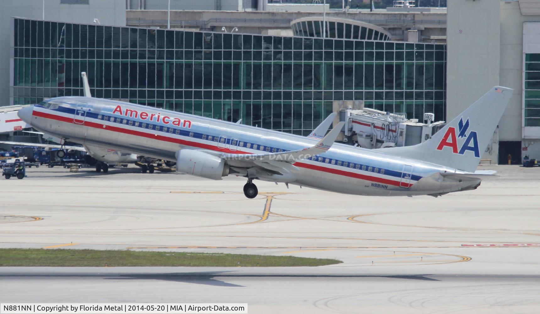 N881NN, Boeing 737-823 C/N 31135, American