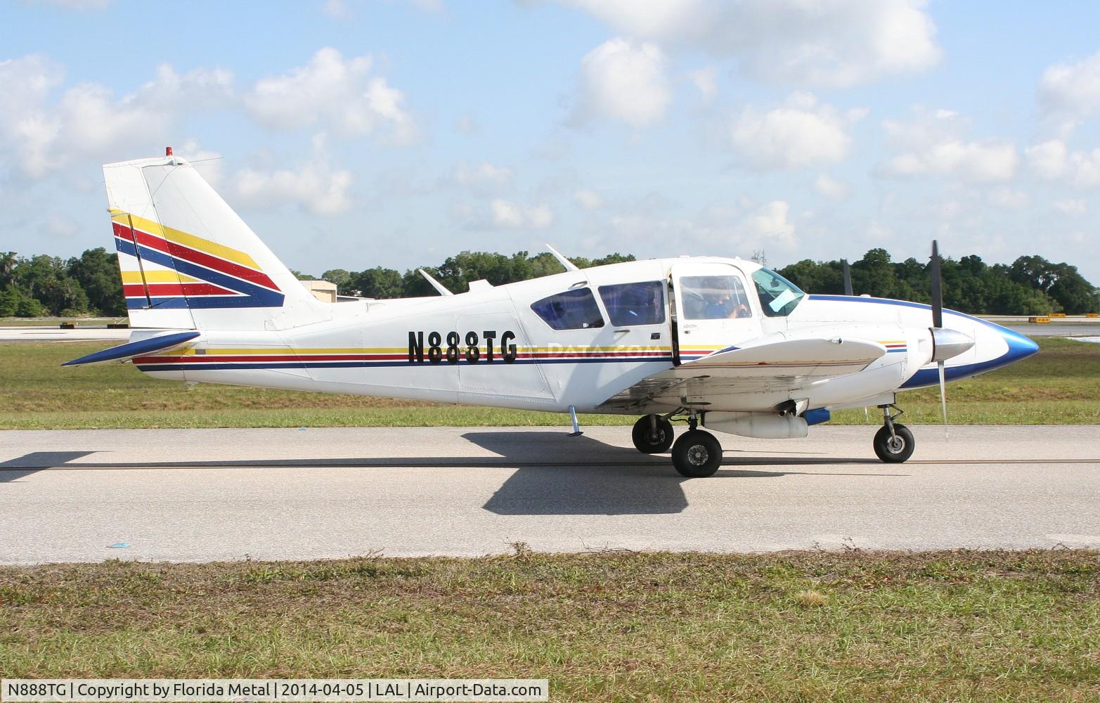 N888TG, 1976 Piper PA-23-250 C/N 27-7654032, Piper PA-23-250