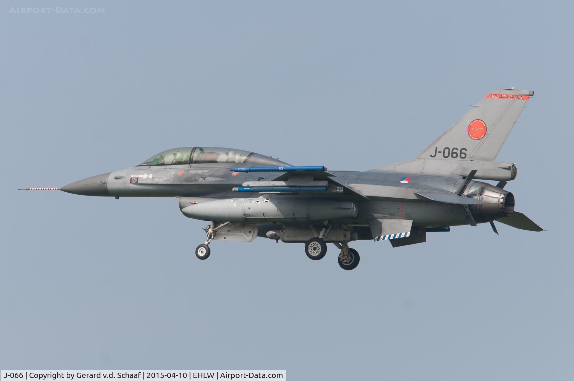 J-066, 1987 General Dynamics F-16BM Fighting Falcon C/N 6E-35, Leeuwarden, April 2015