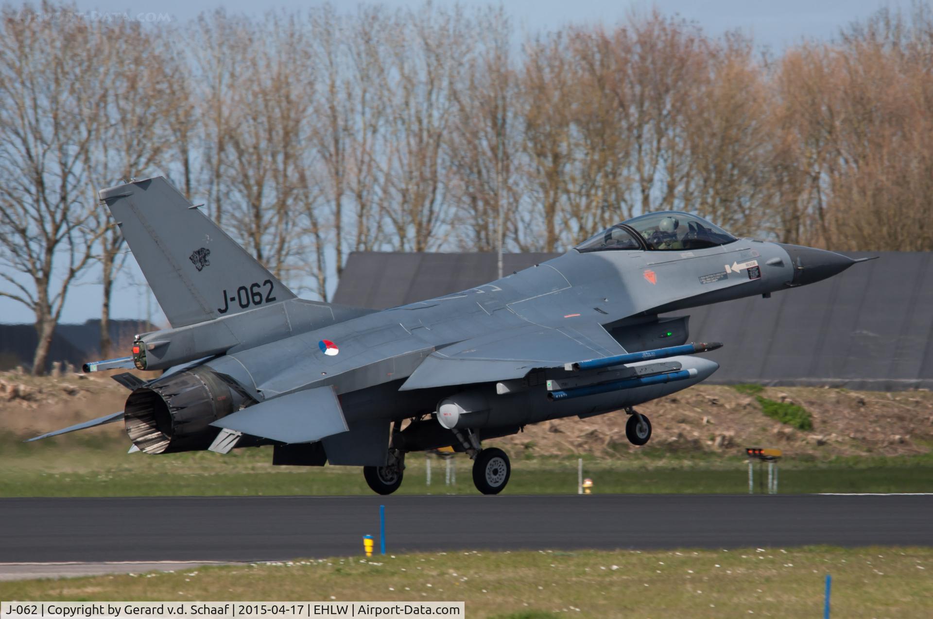 J-062, Fokker F-16AM Fighting Falcon C/N 6D-145, Leeuwarden, April 2015