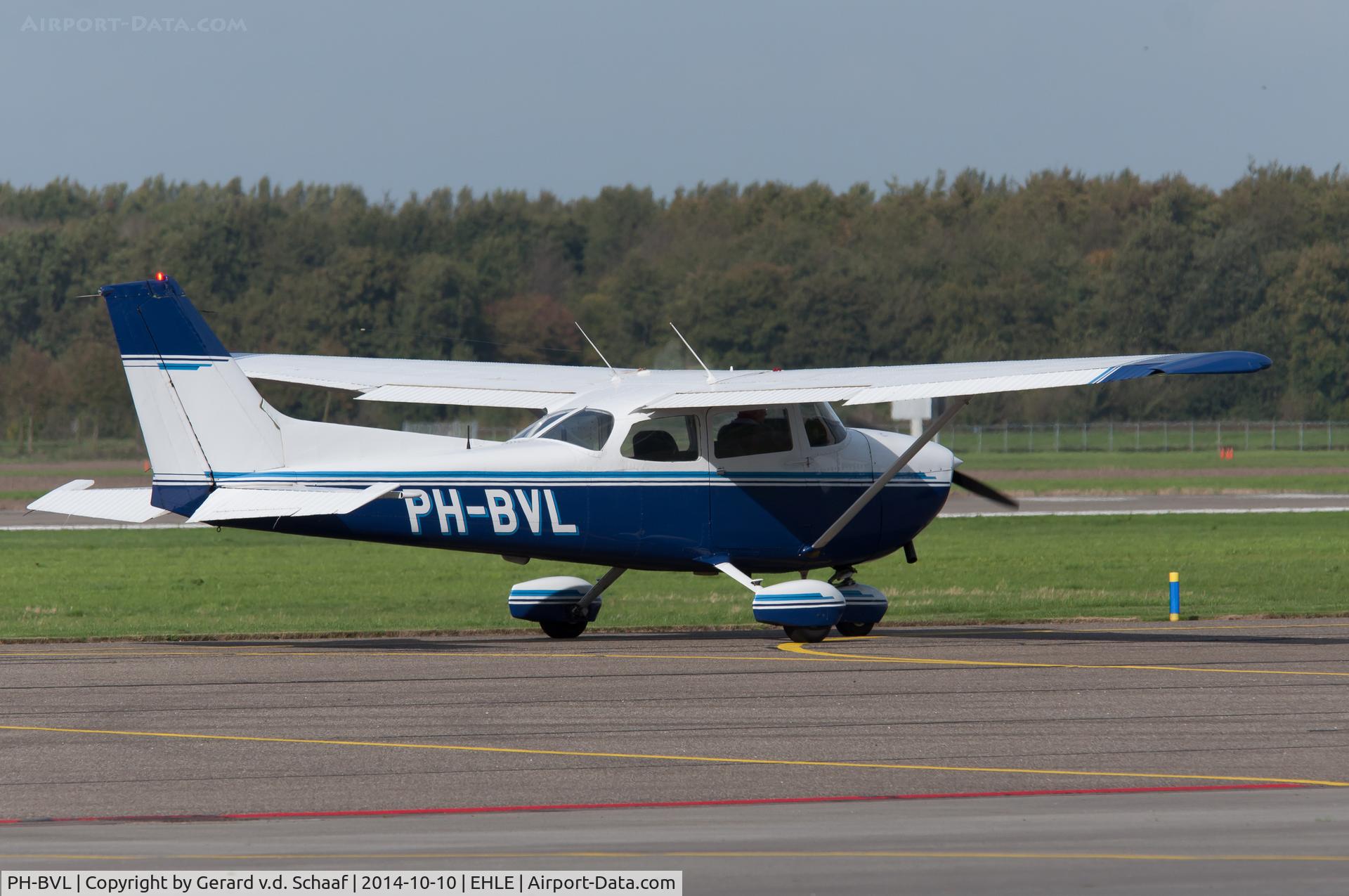 PH-BVL, 1979 Reims F172N Skyhawk C/N 1868, Lelystad, October 2014