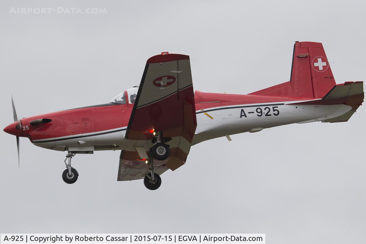 A-925, 1983 Pilatus PC-7 Turbo Trainer C/N 333, Fairford