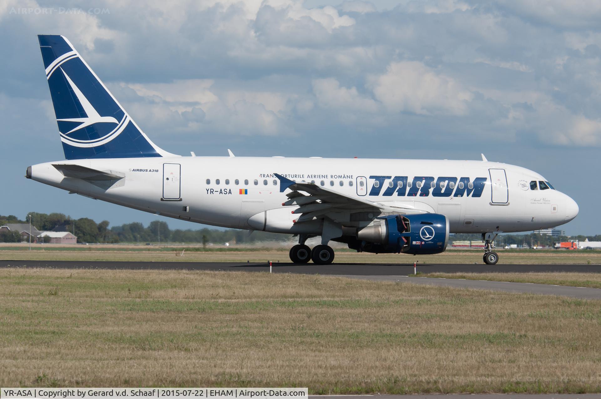 YR-ASA, 2006 Airbus A318-111 C/N 2931, Schiphol, July 2015