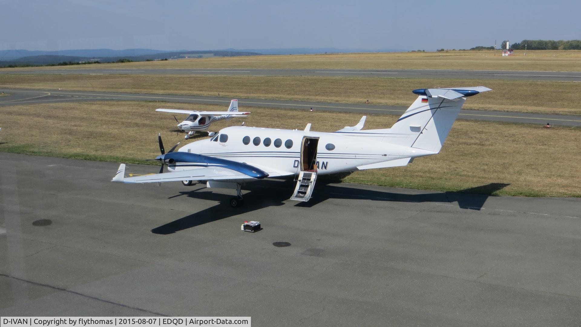D-IVAN, 1999 Raytheon B200 King Air C/N BB-1662, D-IVAN Bayreuth airport